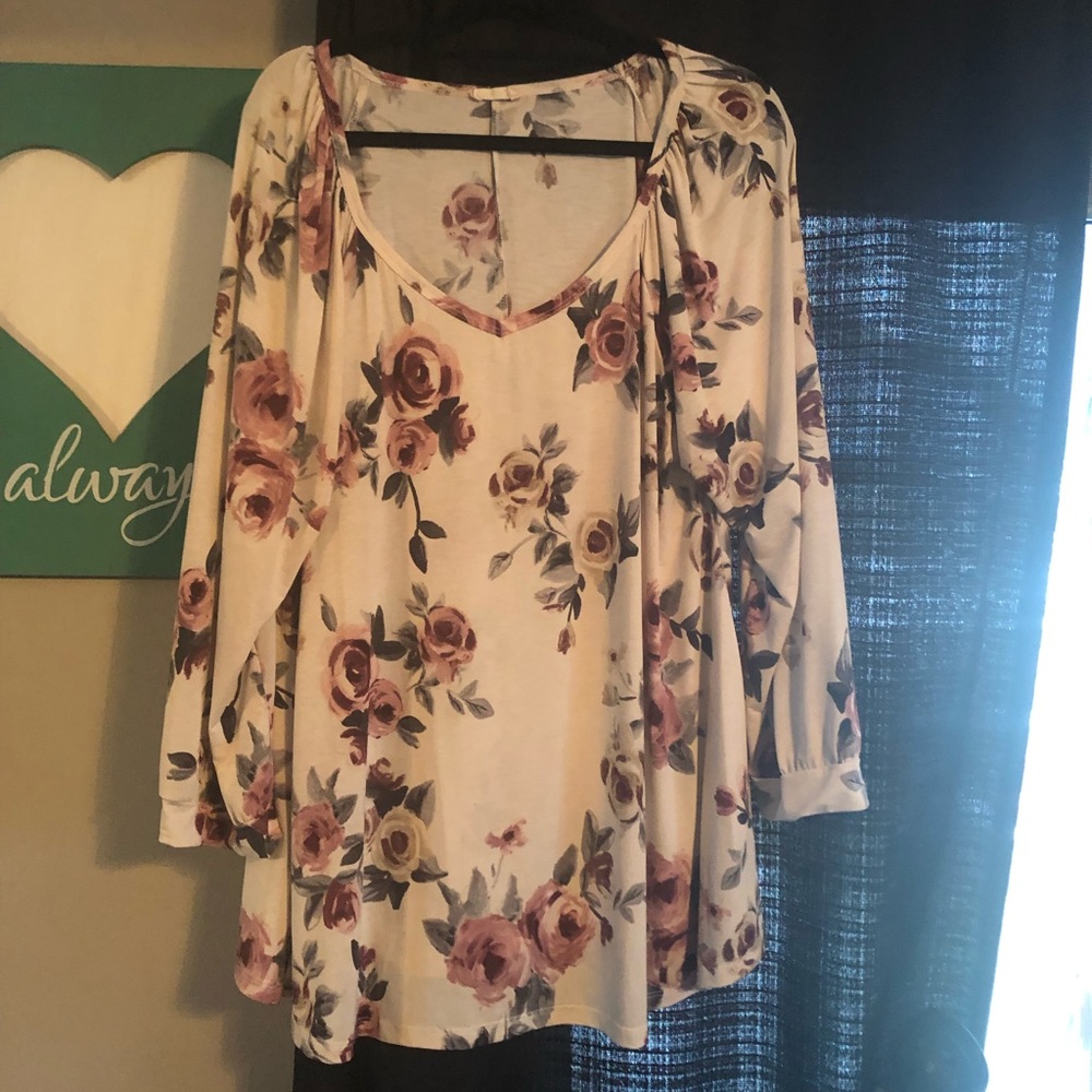 Never Going Out Of Style Cream Floral Top